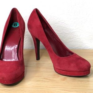 BCBGeneration, Red Suede Pumps, size 8